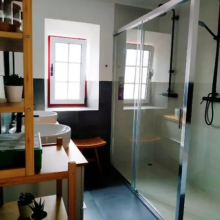 Janela Do Porto * Prainha (Sao Roque do Pico)