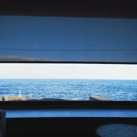 Janela Do Porto Prainha (Sao Roque do Pico)