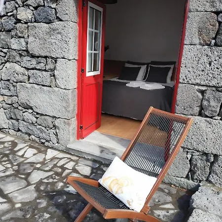 Janela Do Porto Prainha (Sao Roque do Pico)