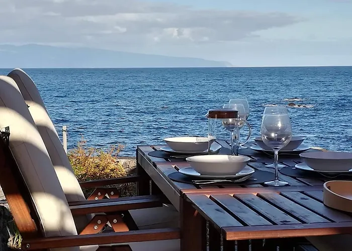 Janela Do Porto Prainha (Sao Roque do Pico)