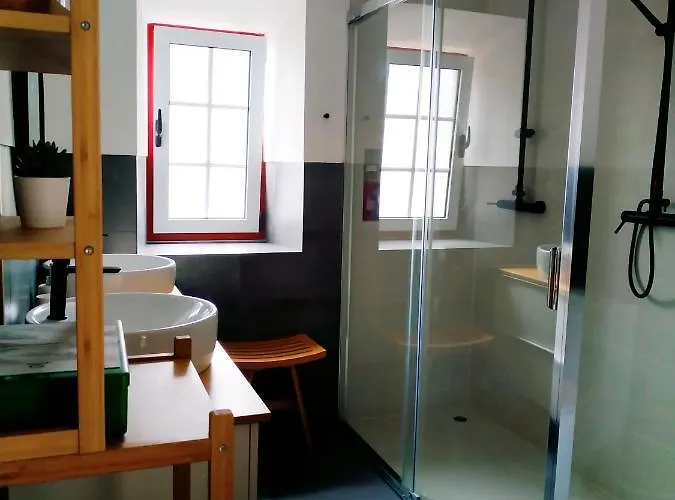 Janela Do Porto * Prainha (Sao Roque do Pico)