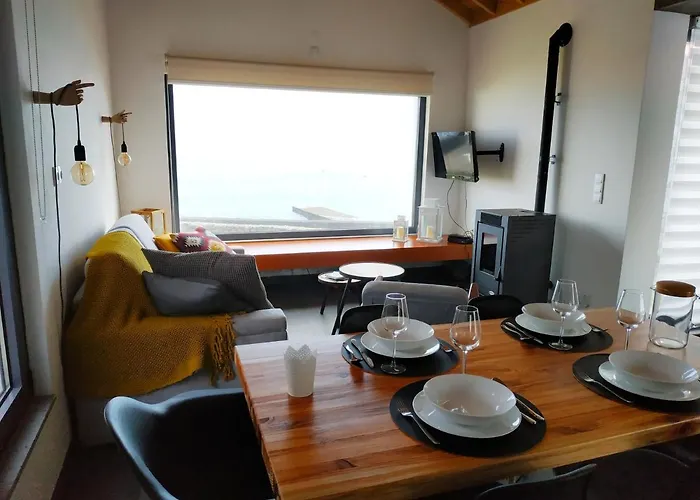 Janela Do Porto Prainha (Sao Roque do Pico)